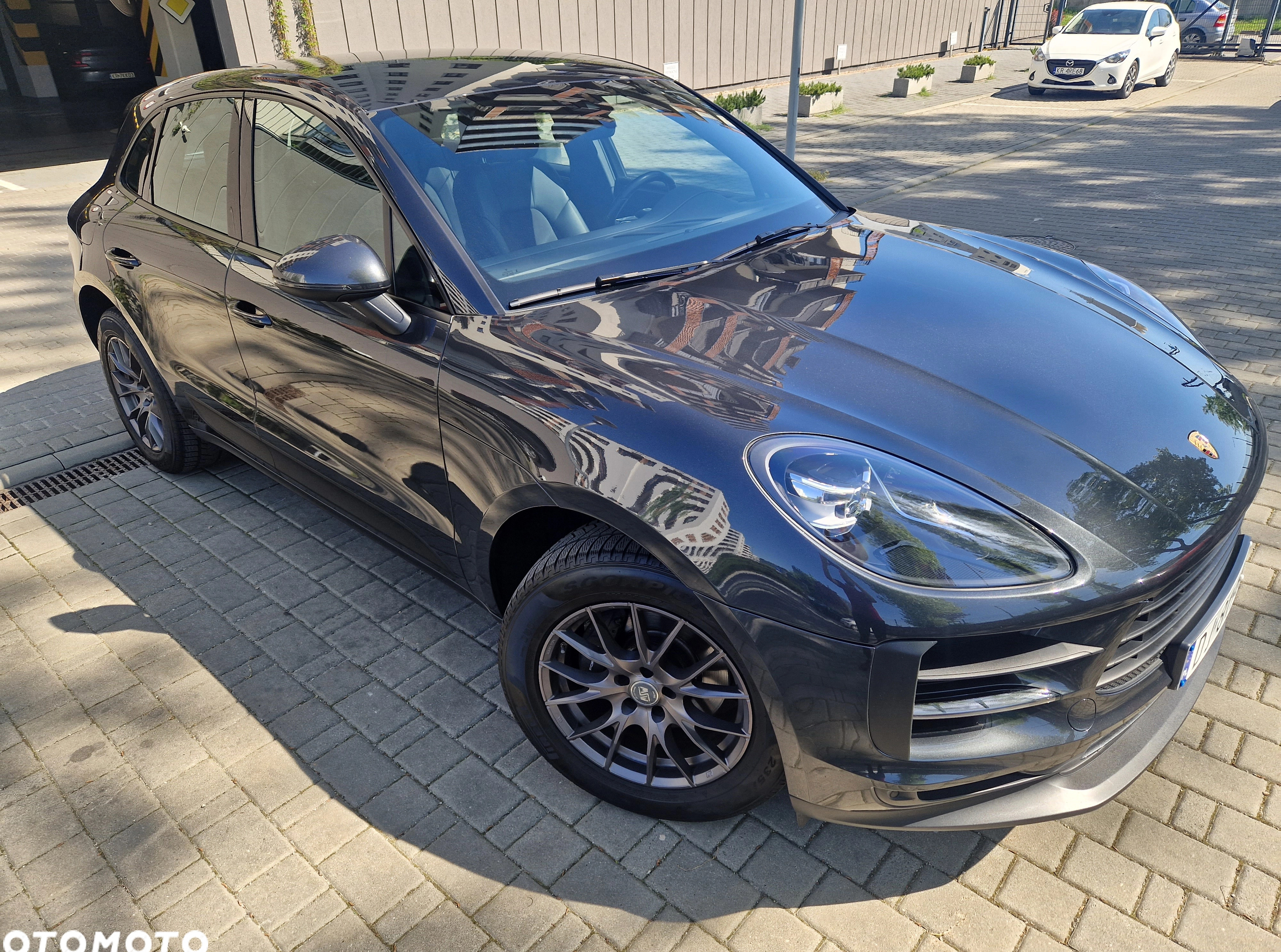 Porsche Macan cena 194900 przebieg: 98700, rok produkcji 2019 z Kraków małe 277